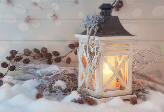 Winter Holidays: Lantern in the snow