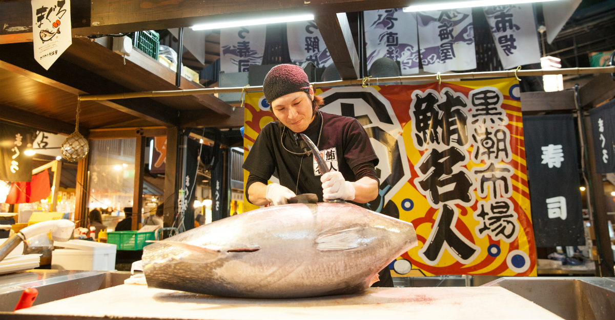 They open early, but fish markets are a must-see in Japan.
