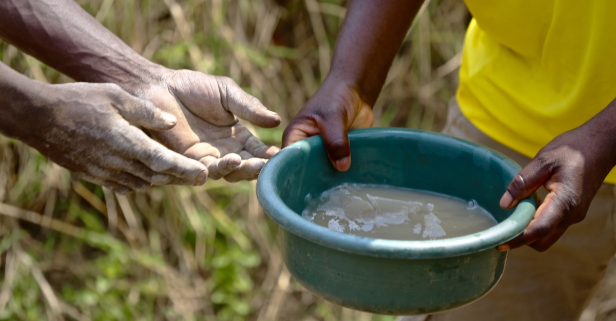 Countries in eastern and southern Africa have increased risk of cholera.