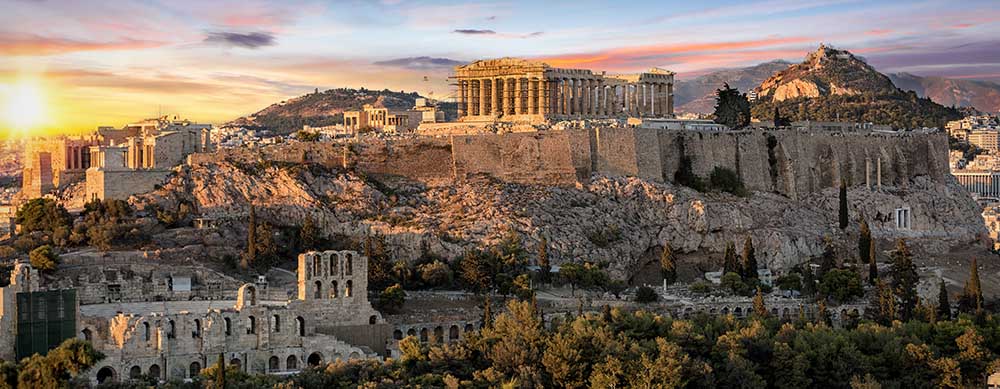 Ruins and history make Greece a top travel destination. See them without worries with Passport Health's travel vaccines and advice.